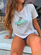 Load image into Gallery viewer, Cruisin’ and Fishin’ Graphic Tee